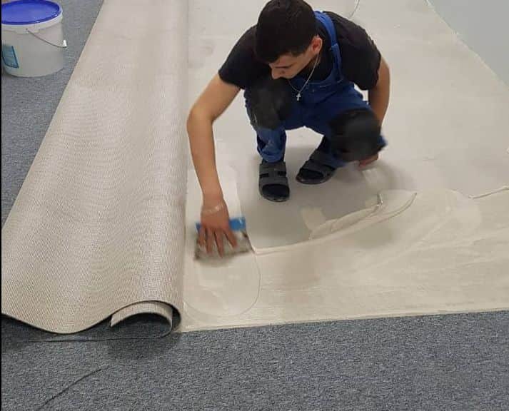 Монтаж коврового покрытия