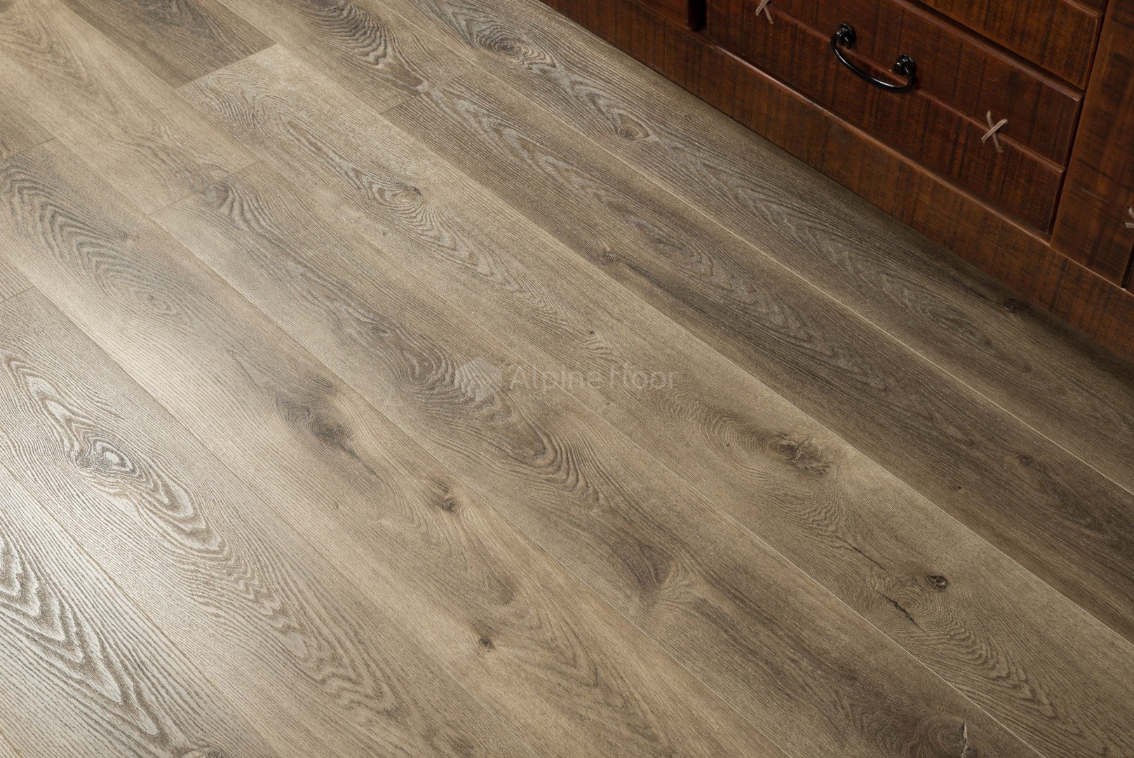 Alpine Floor SPC ламинат Дуб коричневый ABA ECO 7-9 MC
