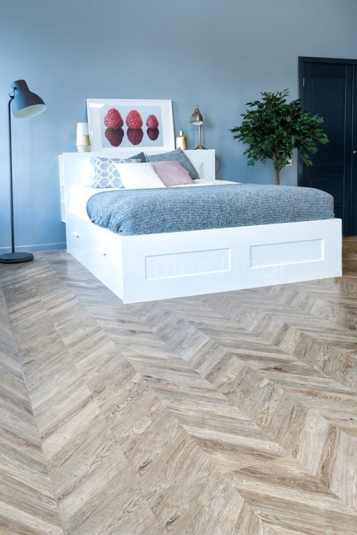 Alpine Floor LVT плитка ФРАНЦУЗСКАЯ ЕЛОЧКА ECO 3-25