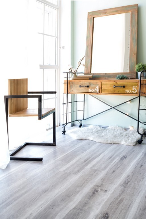 Alpine Floor LVT плитка ДУБ ПОЛЯРНЫЙ ECO 3-19