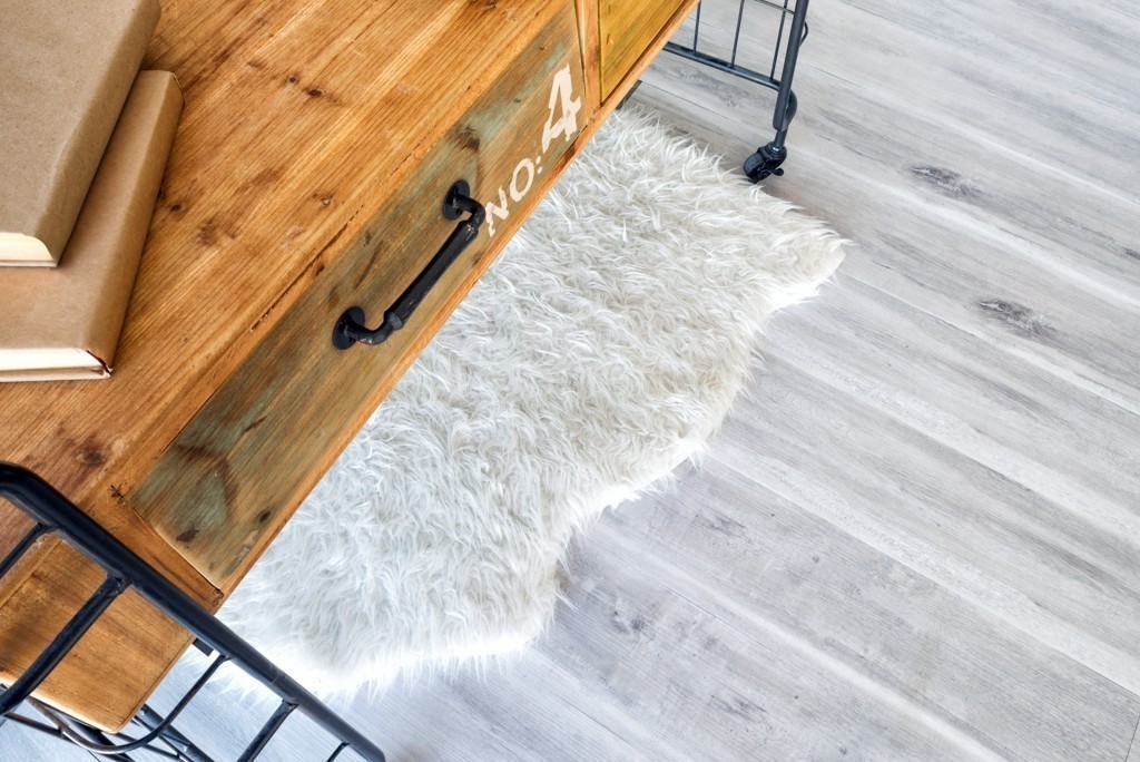 Alpine Floor LVT плитка ДУБ ПОЛЯРНЫЙ ECO 3-19